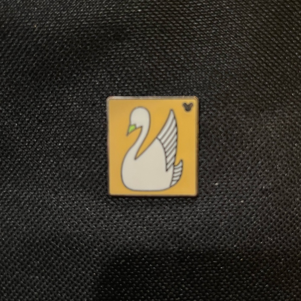 Disney pin